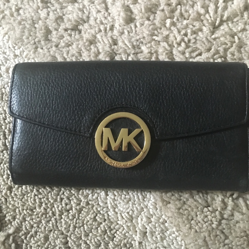 Michael Kors wallet